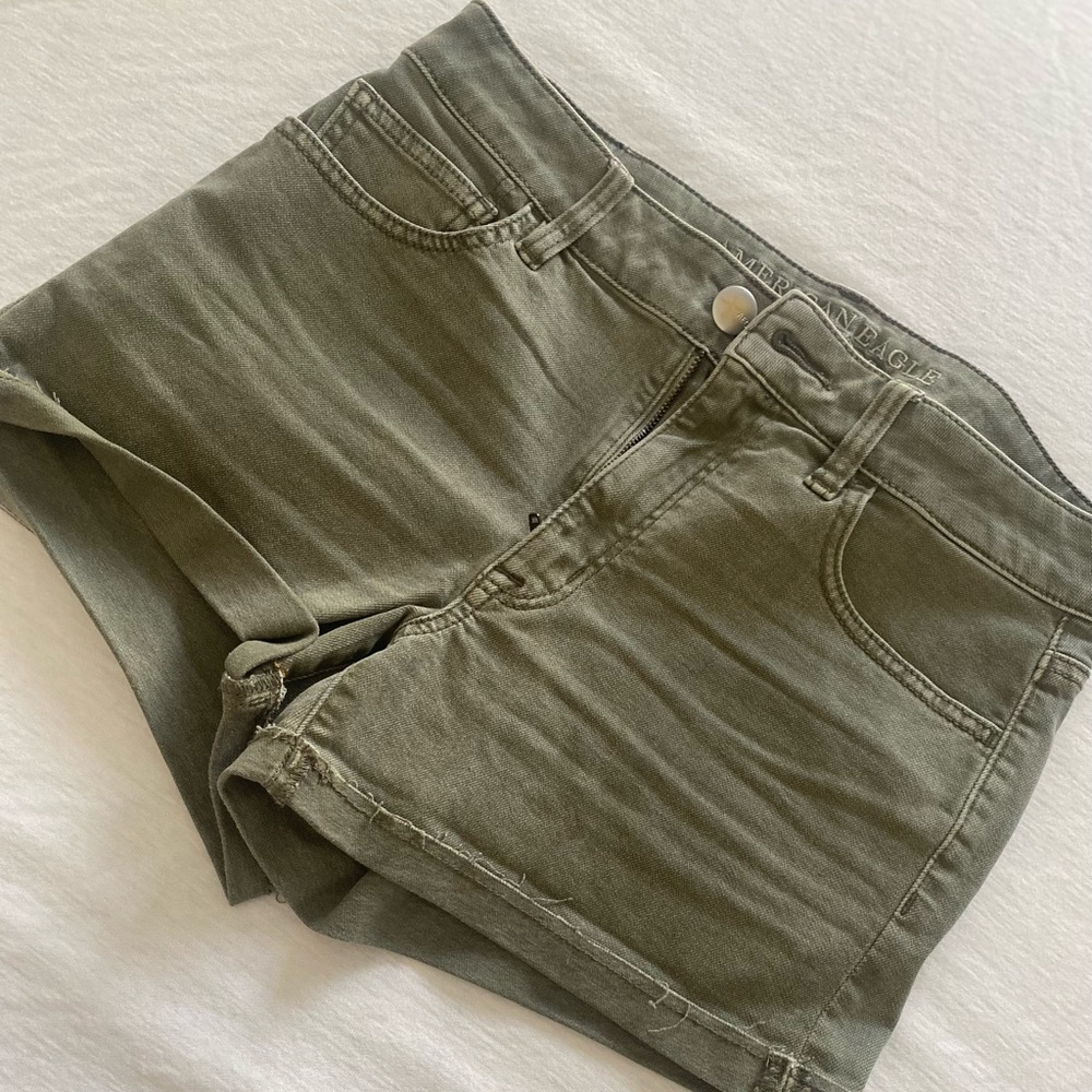 American eagle shorts size 6
